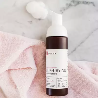 NON-DRYING cleansing foam