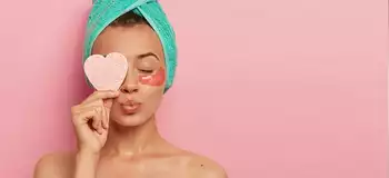 Etapy pielęgnacji twarzy i kolejność nakładania kosmetyków